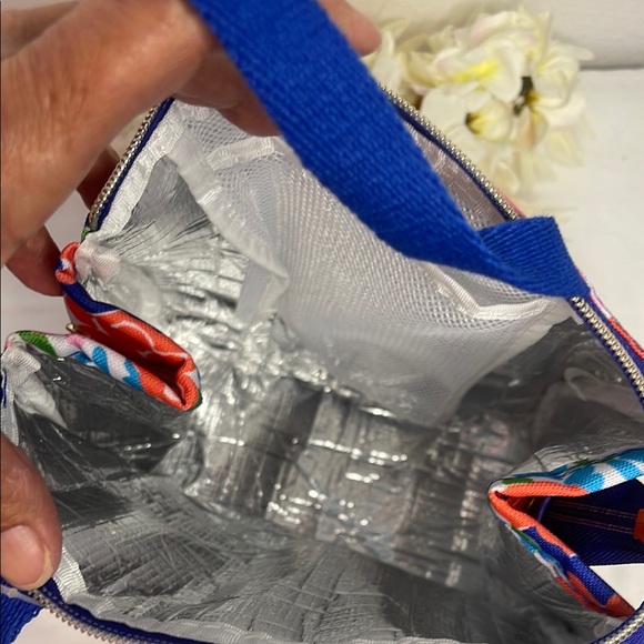 Kate Spade Blue and Red Floral Cooler Lunch Bag NWT - Picture 2 of 3